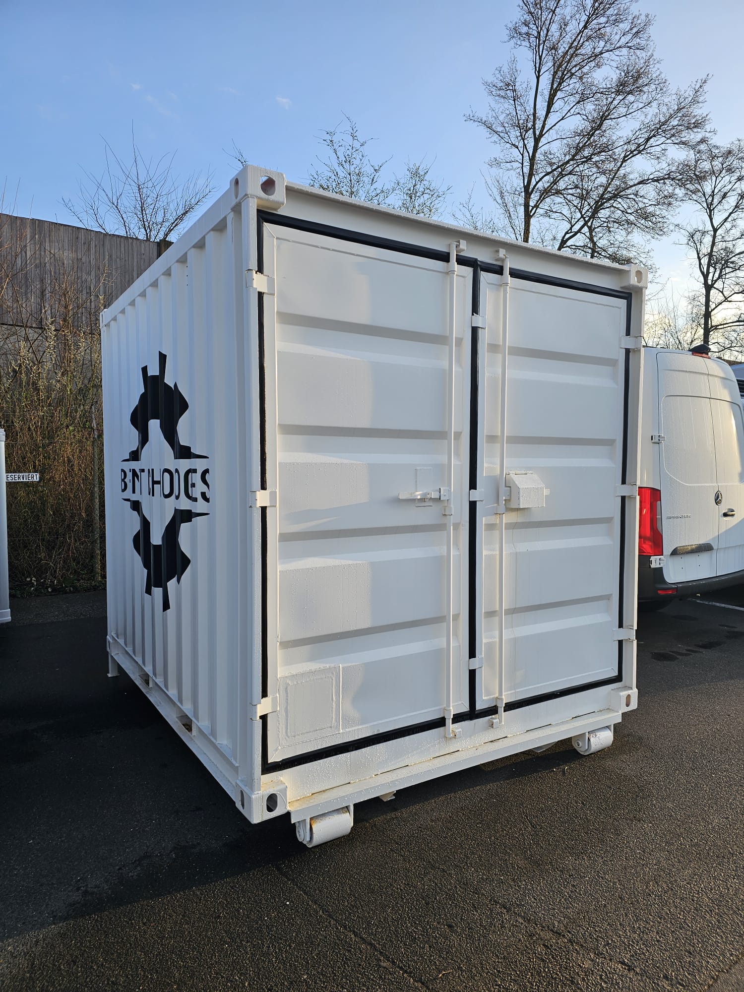 Batterielagercontainer "RABS" 10 FUSS für bis zu 4 Batterien, vollkommen Autonom